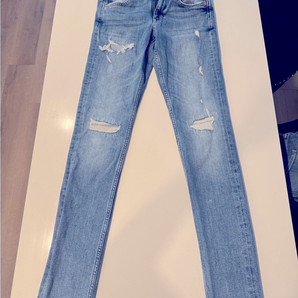 Blue Skinny Distressed Jeans with Vintage Look